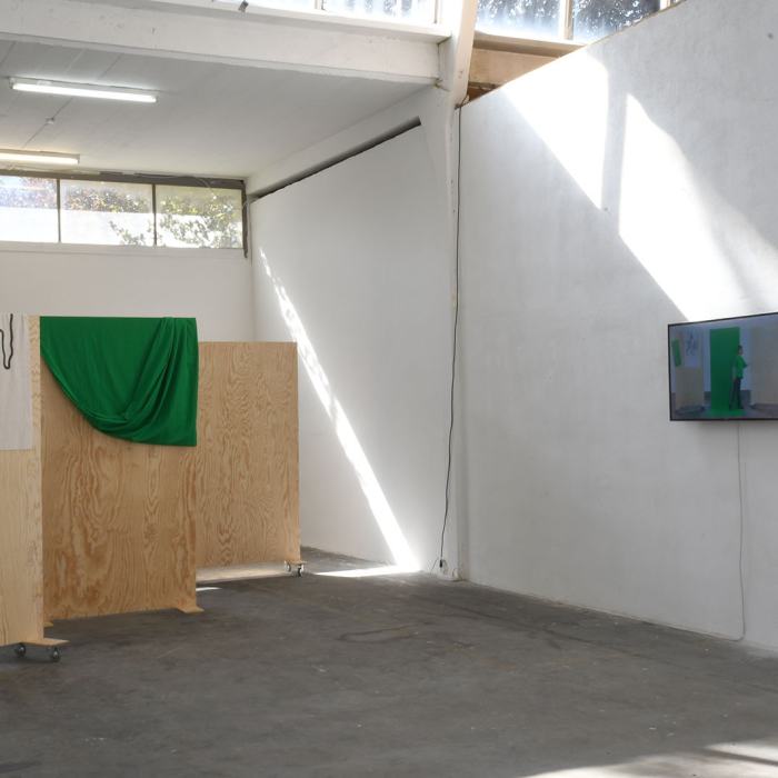 Mélanie Meystre (Bachelor), décor #1 (Du vert à l’encontre)
Photo: © Maëlle Cornut / EDHEA