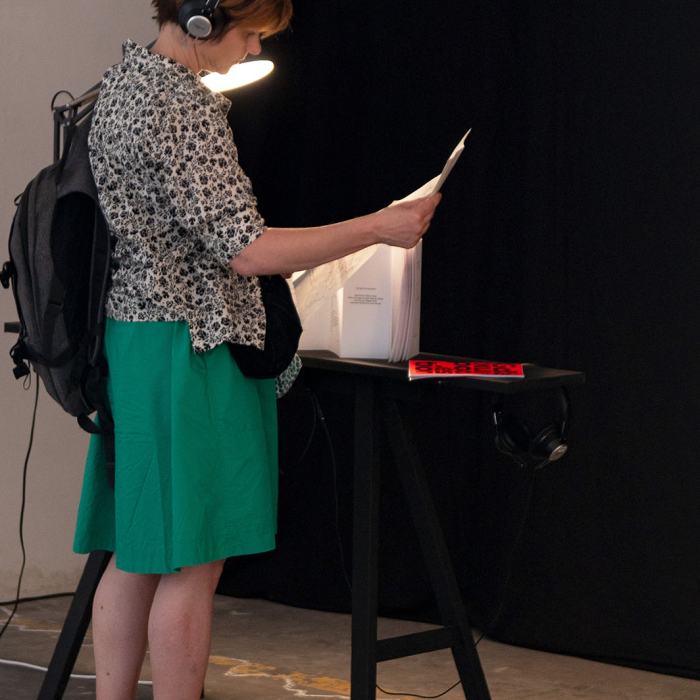 Almendra Otta Ugarte, Love, labour, time… Strike! / Lying River / Quisiera Quererte & three playlists about rivers, the sea and dancing, 2023, travail de Master
Photo: Fi'Ni Studio  / EDHEA