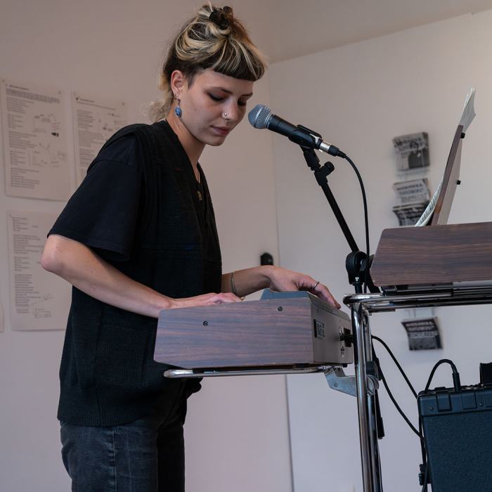 Charlotte Centelighe, Suite pour R. [Roland], 2024, travail de Bachelor
Photo: Maurice Eggel  / EDHEA