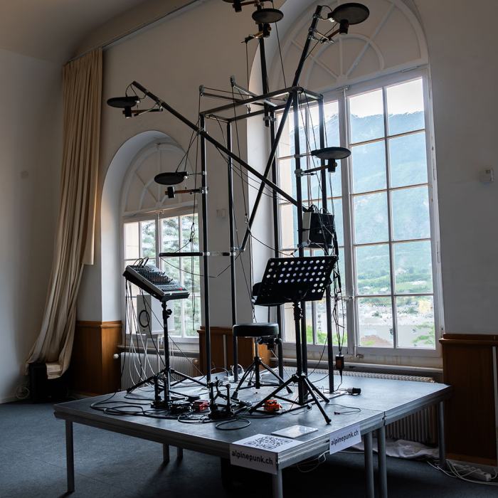 Christophe Burgess, Carillon sauvage, 2024, travail de Master
Photo: Maurice Eggel  / EDHEA