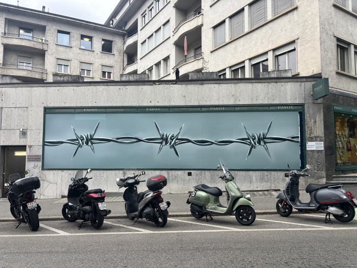 Louisa Gagliardi, Barbed Wire
Photo: Ferme-Asile